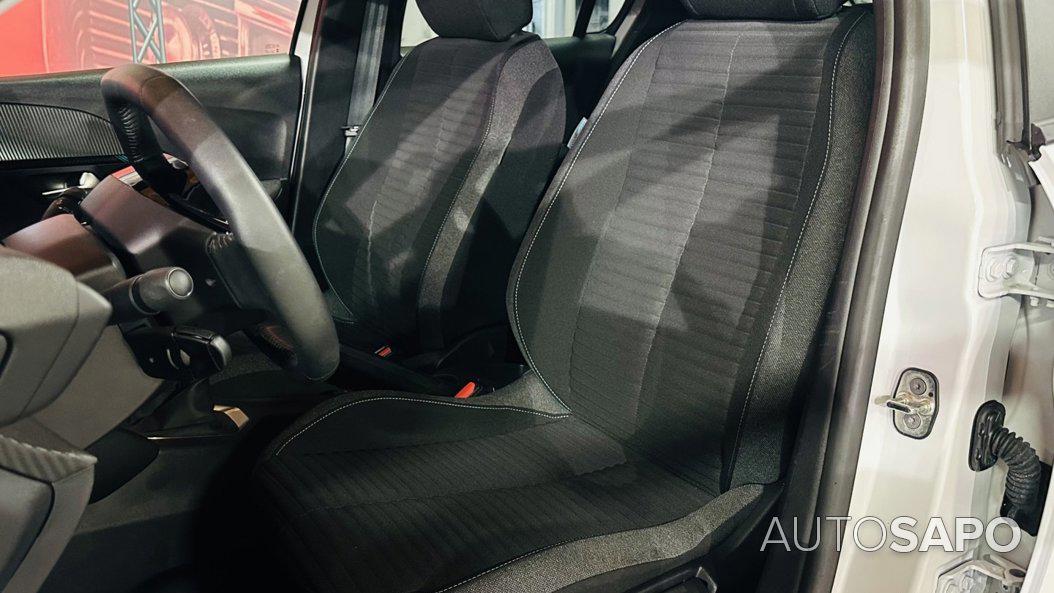 Peugeot 208 1.2 PureTech Style de 2023