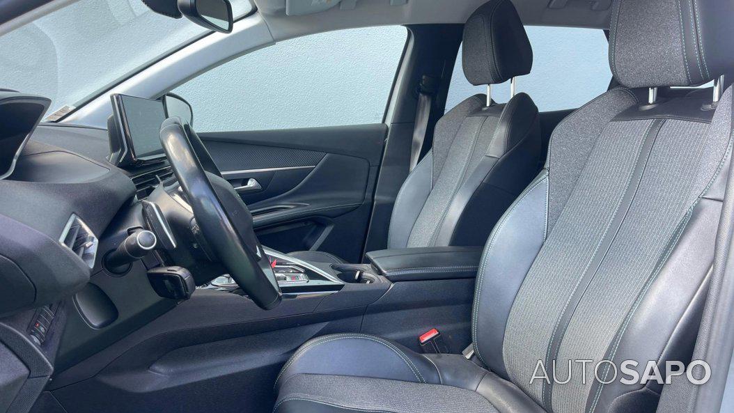 Peugeot 3008 1.5 BlueHDi Allure Pack EAT8 de 2022