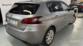Peugeot 308 1.2 PureTech Style de 2020
