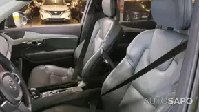 Volvo XC90 2.0 T8 PHEV Momentum Plus AWD de 2019