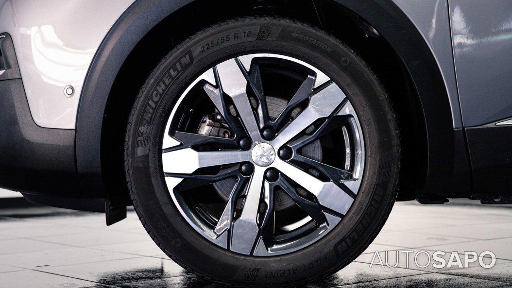 Peugeot 3008 1.5 BlueHDi Allure EAT8 de 2020