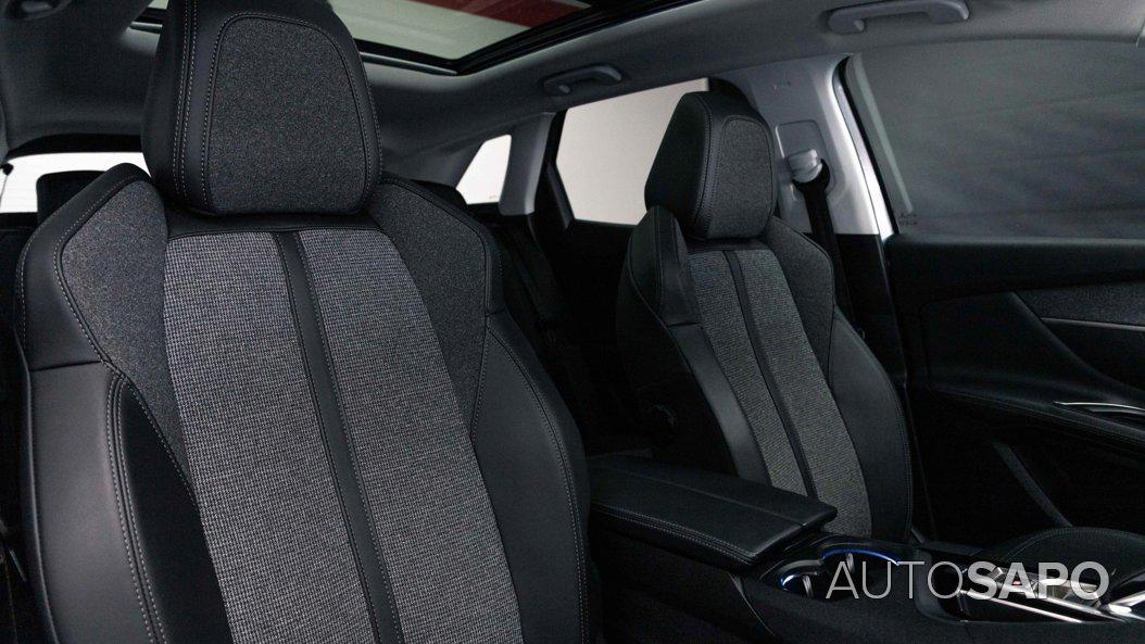 Peugeot 3008 1.5 BlueHDi Allure EAT8 de 2020