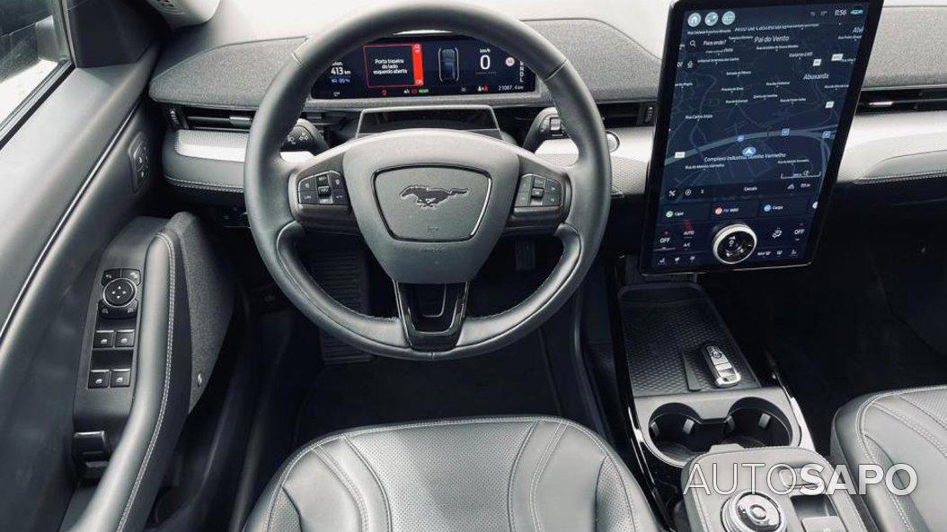 Ford Mustang Mach-E RWD de 2023