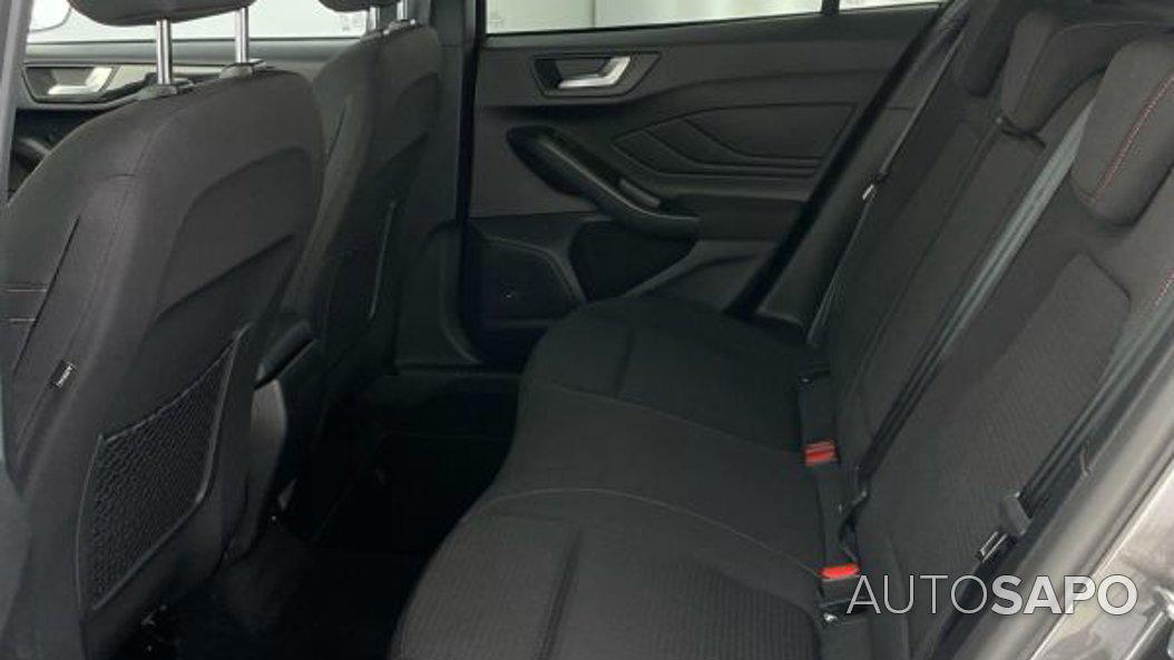 Ford Focus 1.0 EcoBoost MHEV ST-Line X de 2022
