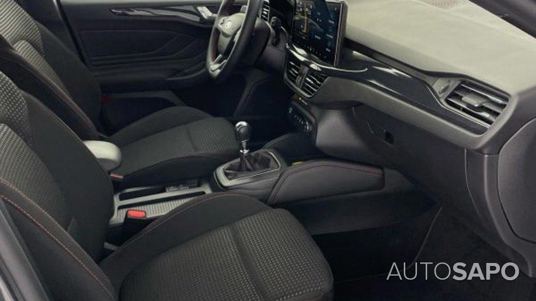 Ford Focus 1.0 EcoBoost MHEV ST-Line X de 2022