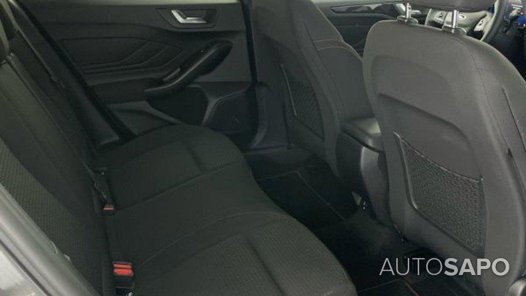 Ford Focus 1.0 EcoBoost MHEV ST-Line X de 2022