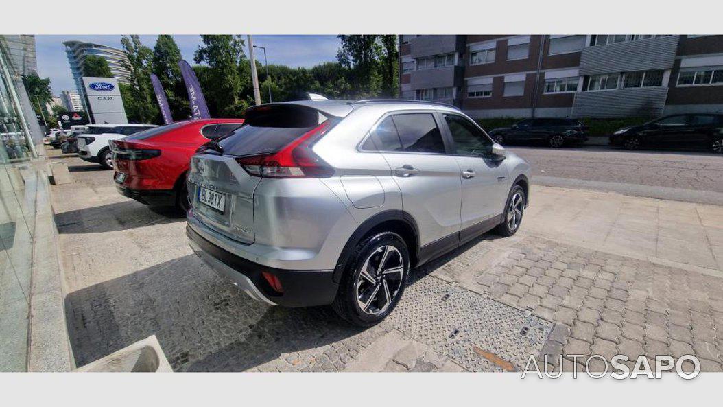 Mitsubishi Eclipse Cross 2.4 PHEV eMotion de 2024