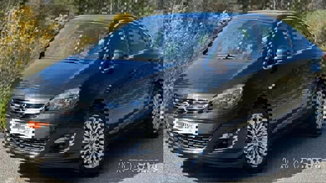 Opel Astra J Sports Tourer de 2014