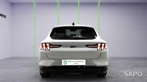 Ford Mustang Mach-E de 2023