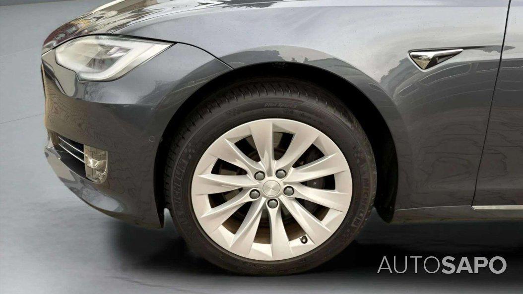 Tesla Model S de 2020