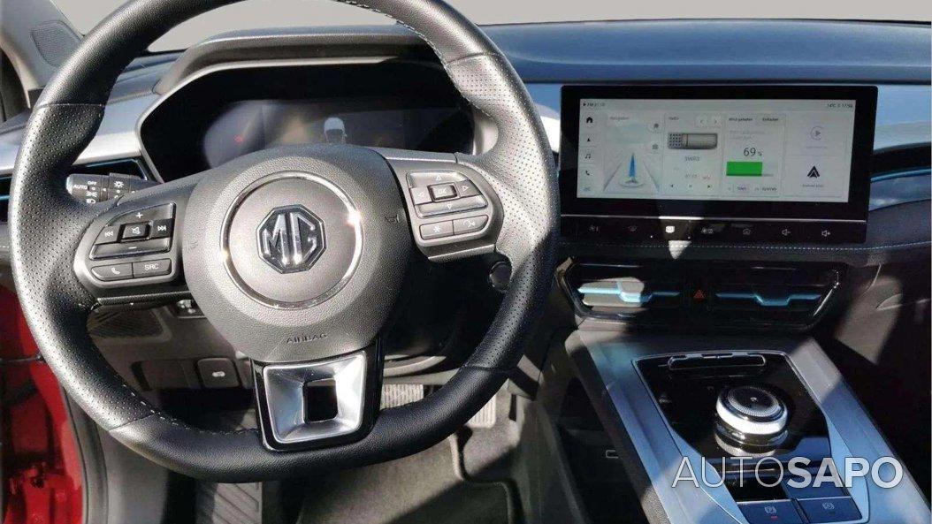 MG MG5 de 2023