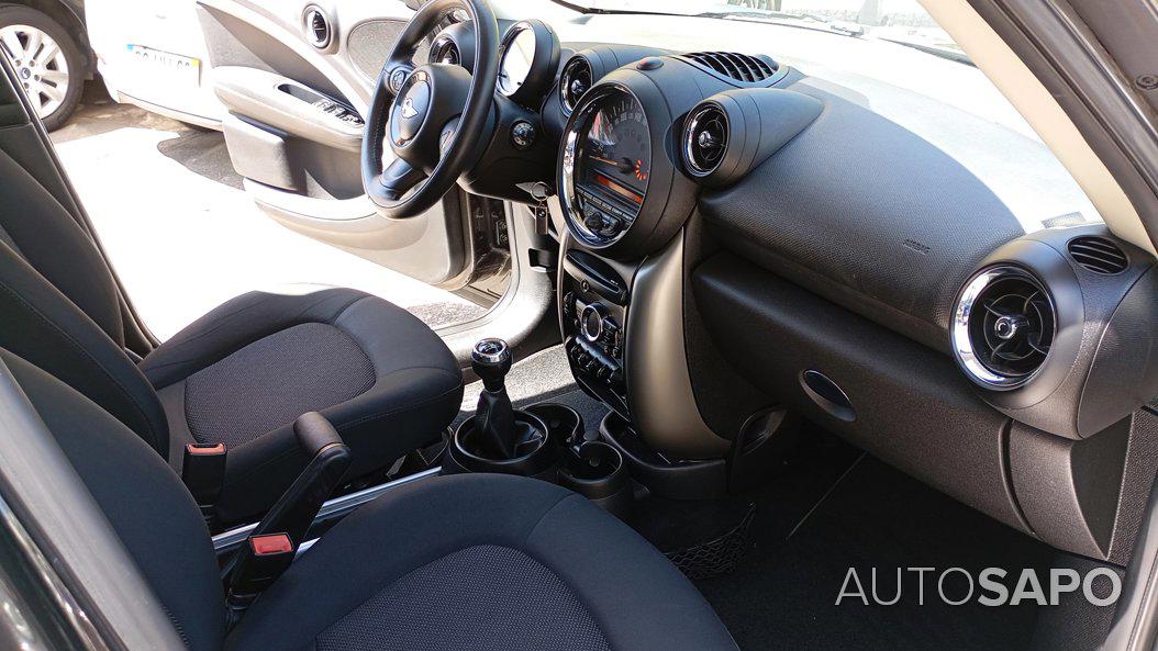 MINI Countryman Cooper D de 2016