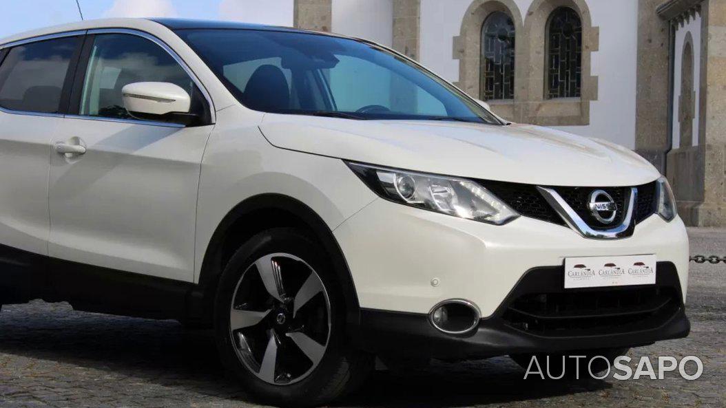 Nissan Qashqai 1.5 dCi N-Connecta Led de 2015