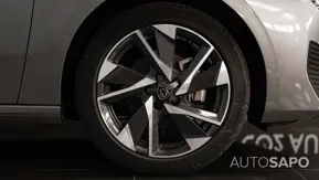 Peugeot 308 1.2 PureTech Allure EAT8 de 2024