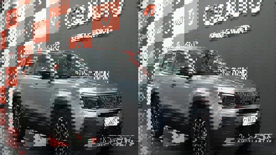 Jeep Avenger 1.2 GSE T3 Altitude de 2024