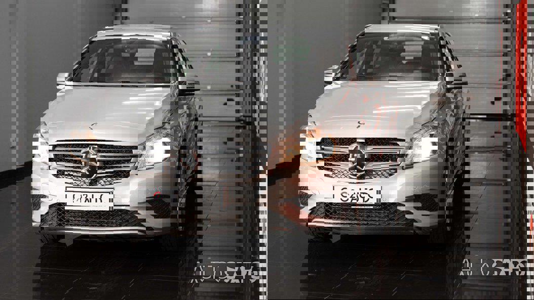 Mercedes-Benz Classe A 180 d Urban de 2015