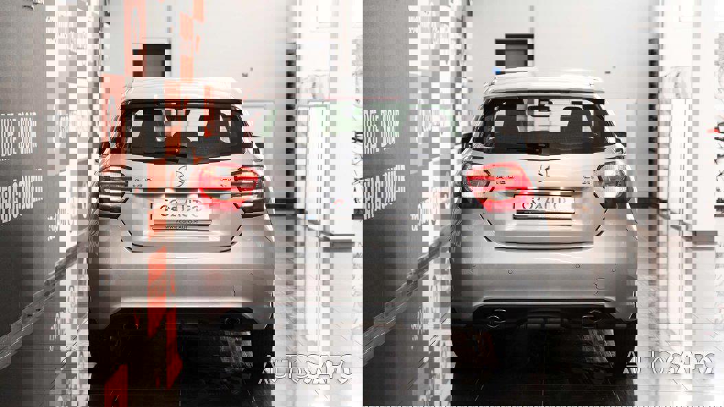 Mercedes-Benz Classe A 180 d Urban de 2015