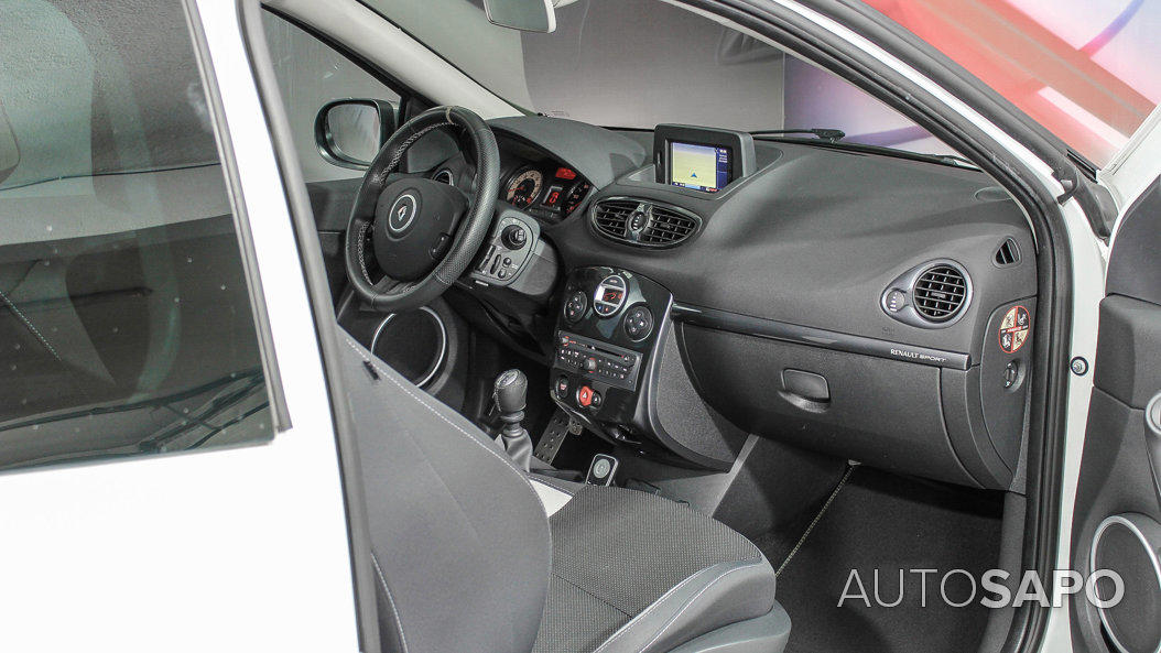 Renault Clio 2.0 16V RS de 2011