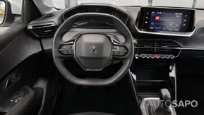 Peugeot 208 1.2 PureTech Active de 2021