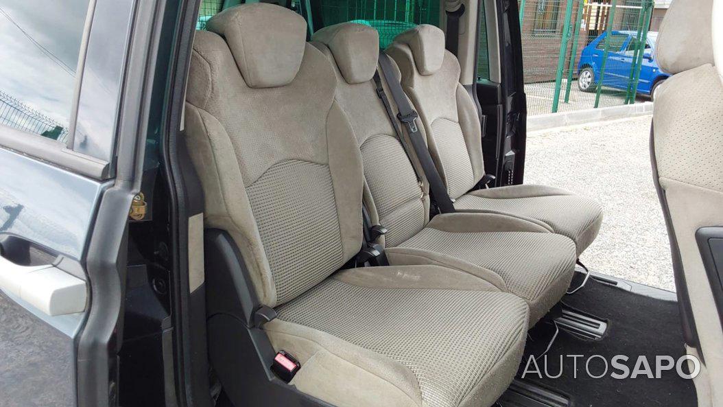 Peugeot 807 2.2 HDi Navteq de 2005
