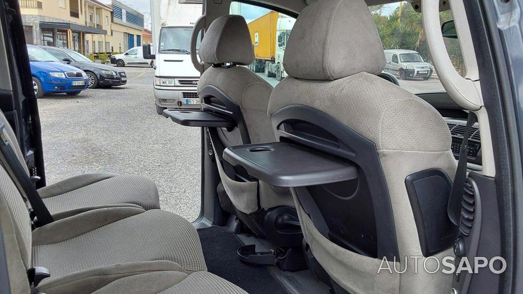 Peugeot 807 2.2 HDi Navteq de 2005