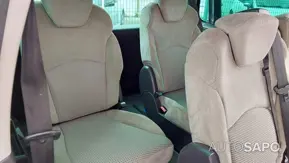 Peugeot 807 2.2 HDi Navteq de 2005