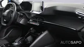 Peugeot e-2008 de 2021