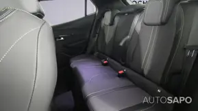 Peugeot e-2008 de 2025