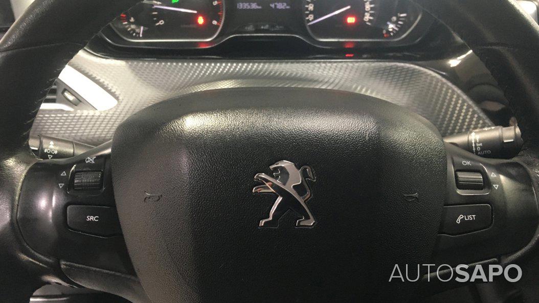 Peugeot 208 1.6 Blue HDI Style de 2017