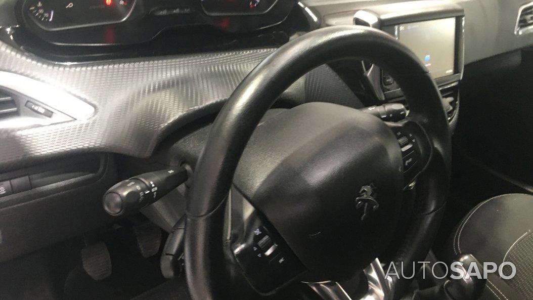 Peugeot 208 1.6 Blue HDI Style de 2017