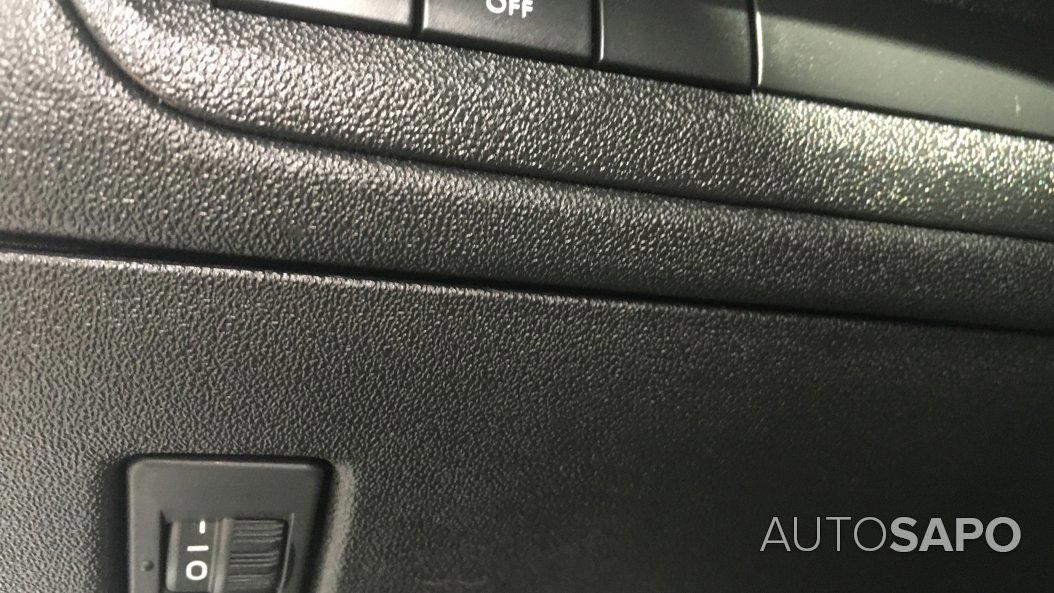 Peugeot 208 1.6 Blue HDI Style de 2017