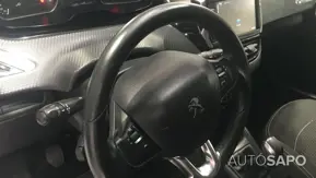 Peugeot 208 1.6 Blue HDI Style de 2017