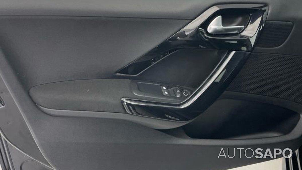 Peugeot 208 1.2 PureTech Style de 2018