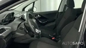 Peugeot 208 1.2 PureTech Style de 2018
