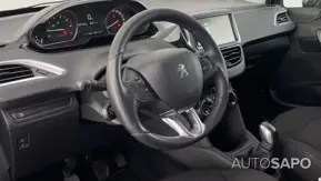Peugeot 208 1.2 PureTech Style de 2018