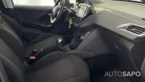 Peugeot 208 1.2 PureTech Style de 2018