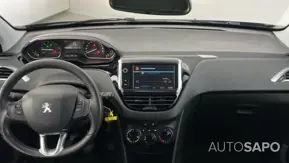 Peugeot 208 1.2 PureTech Style de 2018