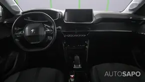 Peugeot E-208 de 2023
