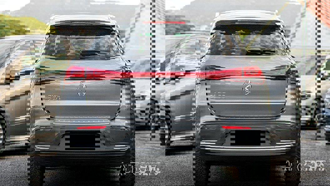 Mercedes-Benz EQA de 2023