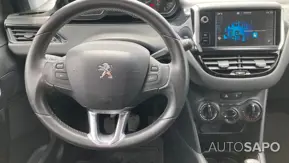 Peugeot 208 1.2 PureTech Style de 2015