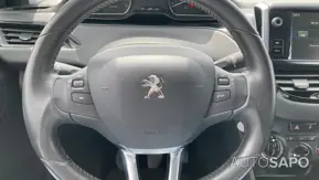 Peugeot 208 1.2 PureTech Style de 2015