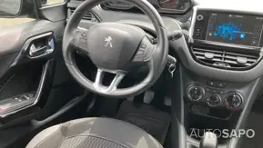 Peugeot 208 1.2 PureTech Style de 2015