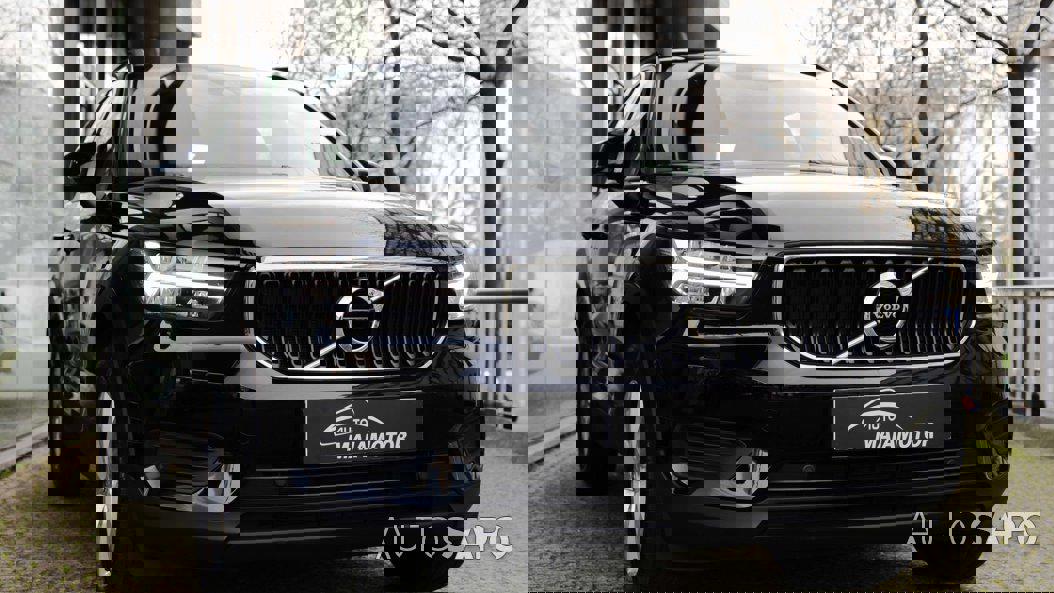 Volvo XC40 1.5 T2 Momentum Core de 2021