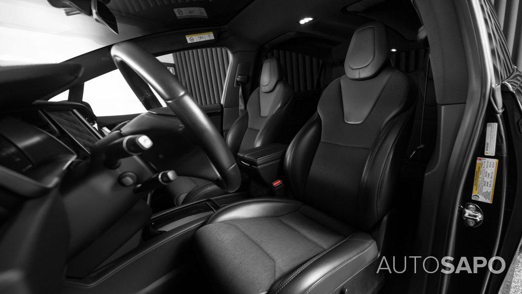 Tesla Model X 75D de 2018