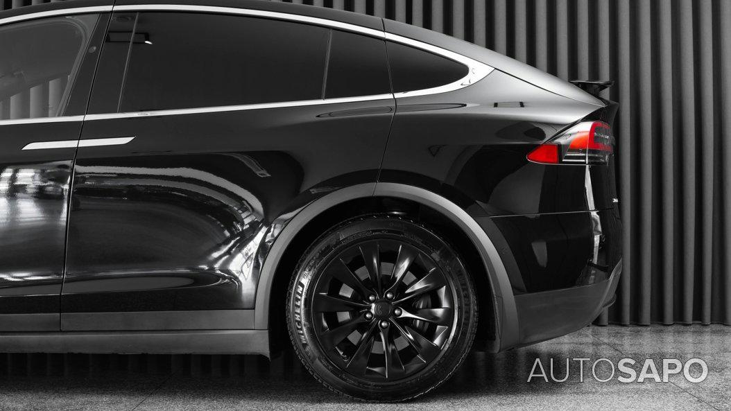 Tesla Model X 75D de 2018