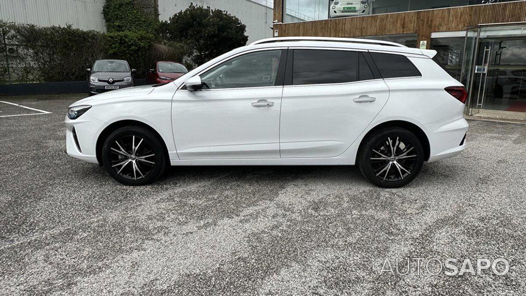 MG MG5 51kWh LUX de 2022
