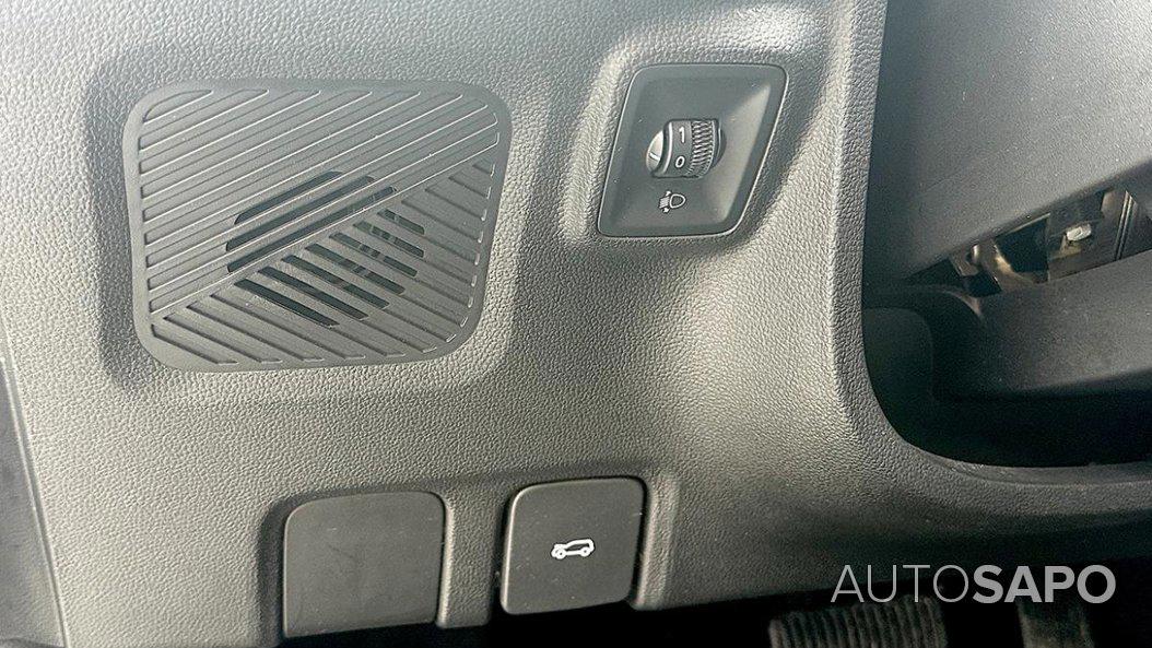 MG MG5 51kWh LUX de 2022