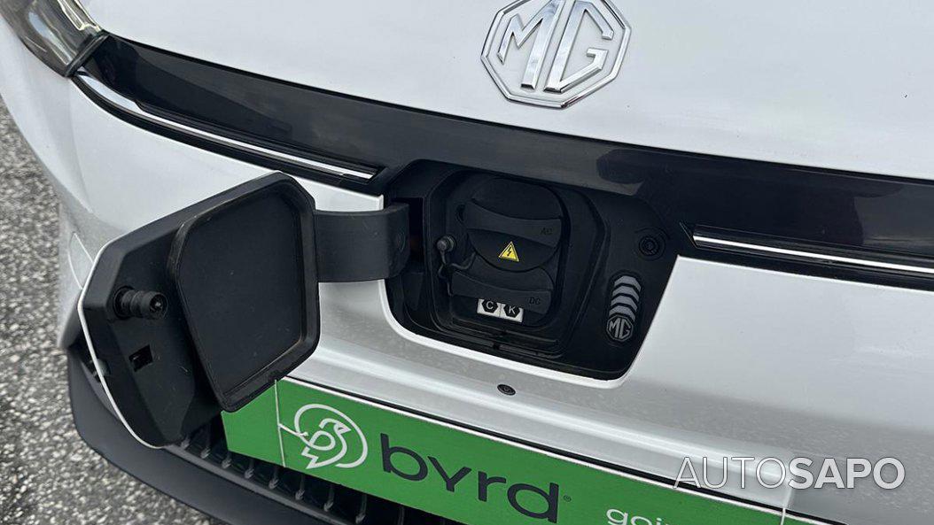 MG MG5 51kWh LUX de 2022