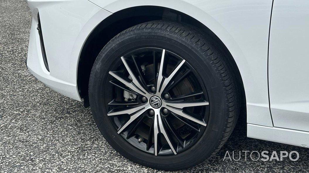 MG MG5 51kWh LUX de 2022
