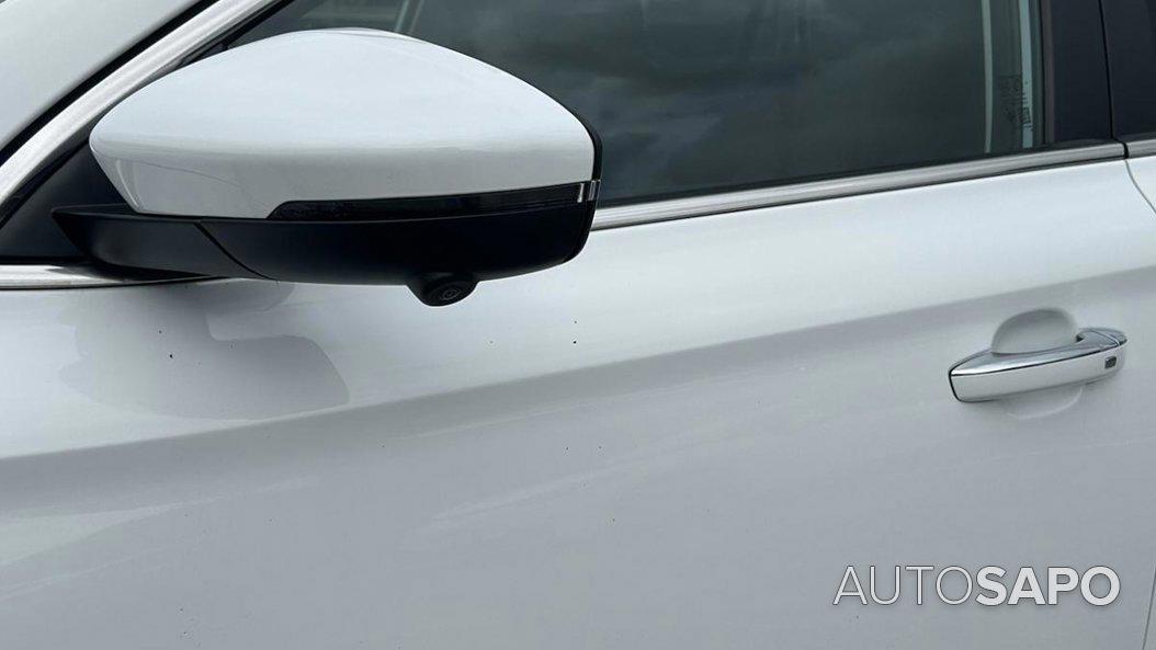 MG MG5 51kWh LUX de 2022